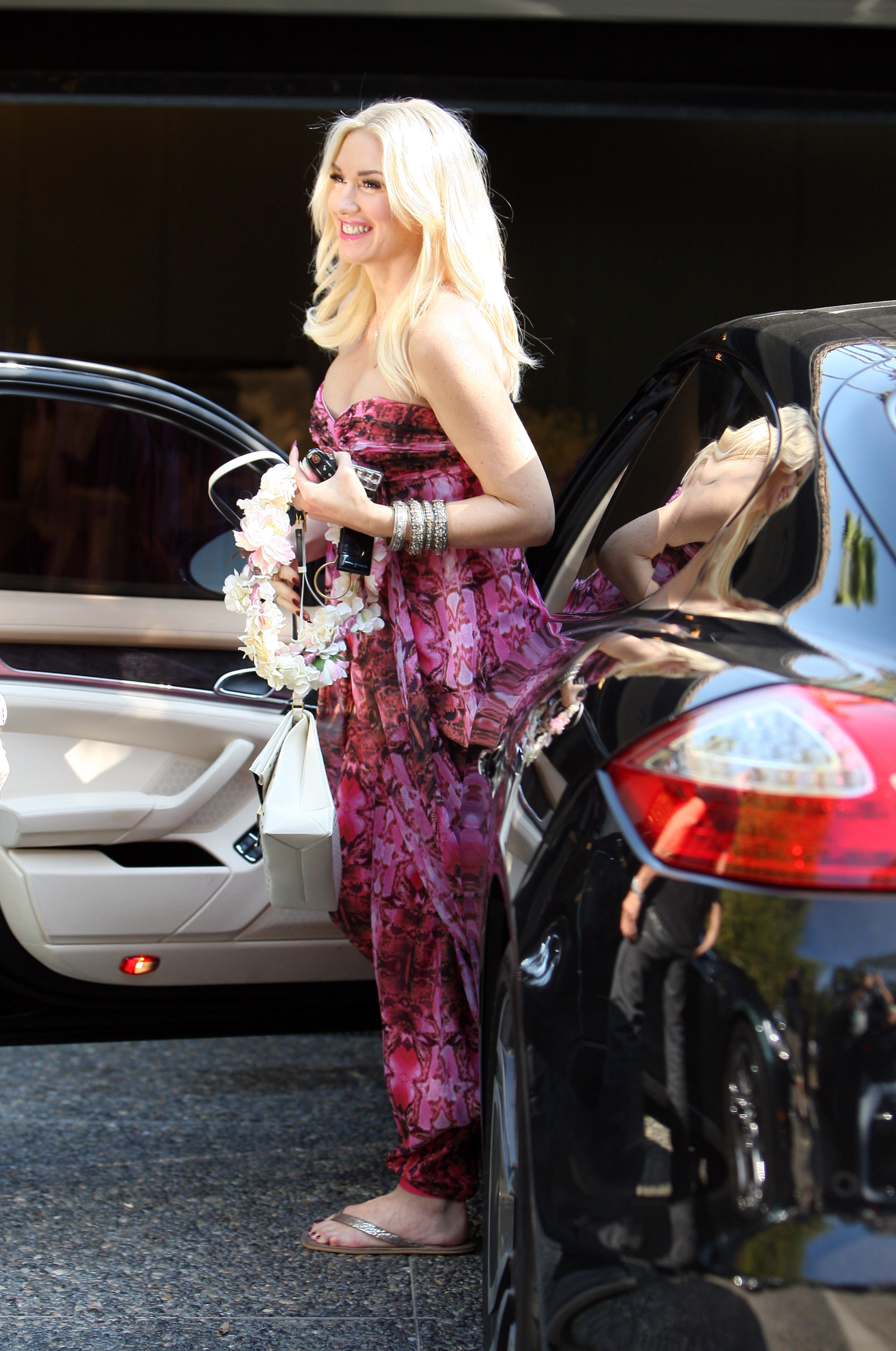 Gwen Stefani seen at a friend's house for a baby shower in Los Feliz Nov 4, 2013 