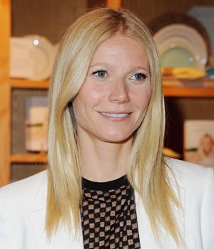 Gwyneth Paltrow Book signing at Williams-Sonoma in Beverly Hills on Apr. 5, 2013 