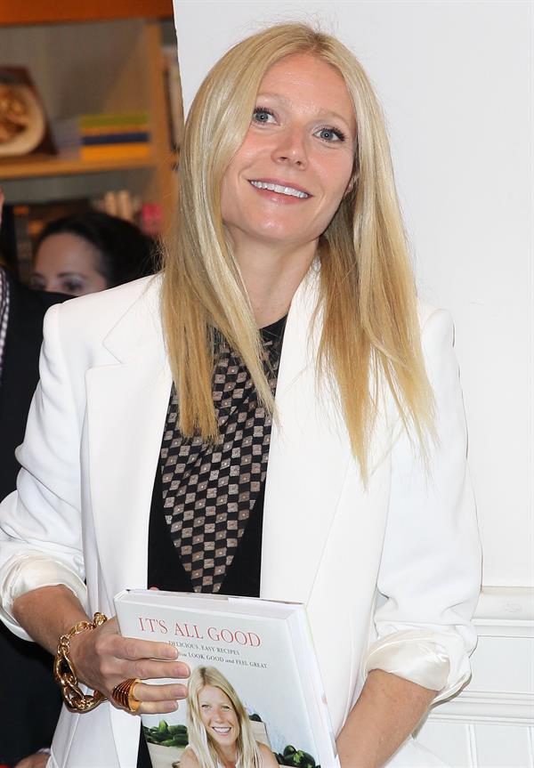 Gwyneth Paltrow Book signing at Williams-Sonoma in Beverly Hills on Apr. 5, 2013 