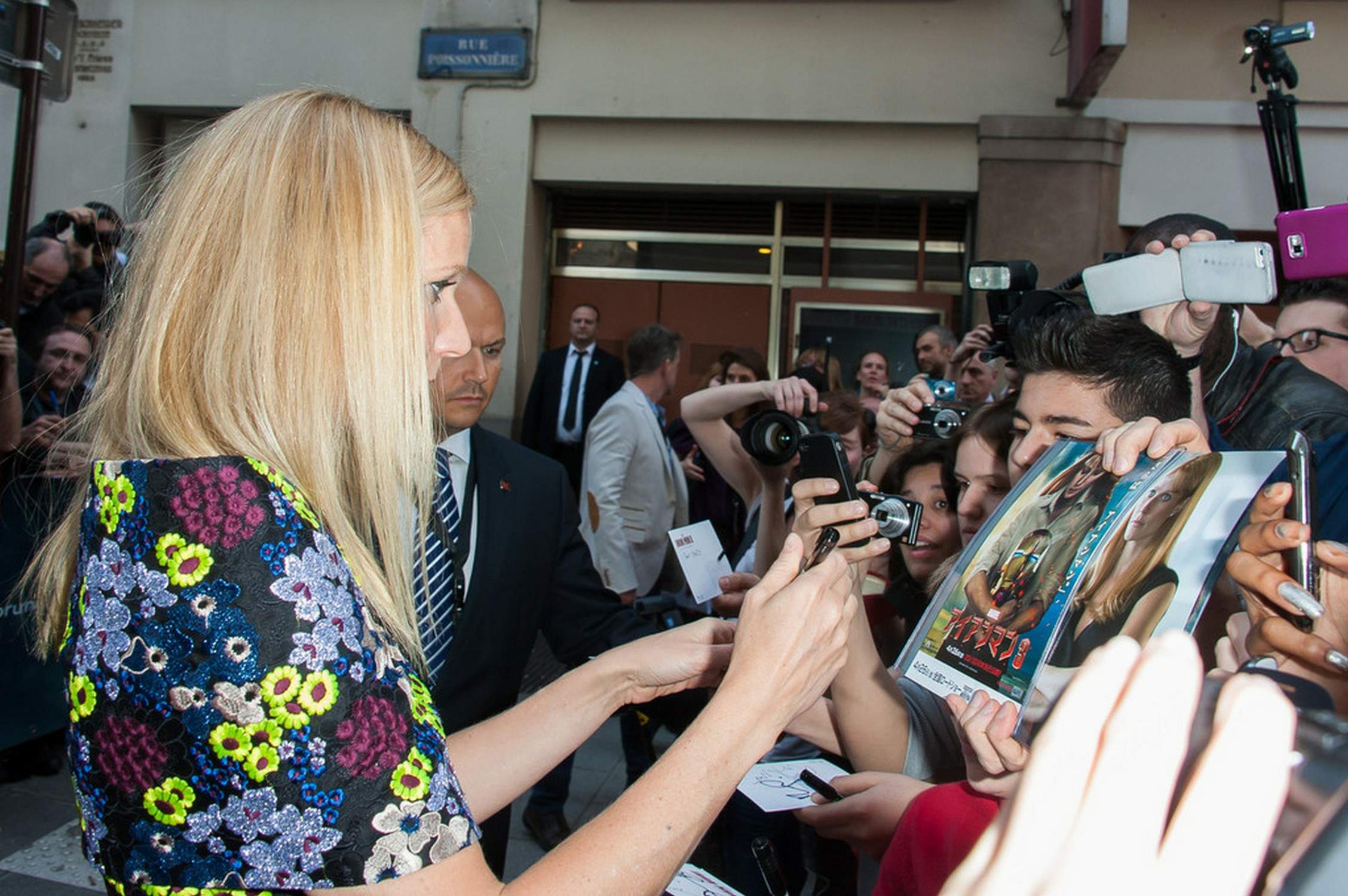 Gwyneth Paltrow attends the premiere of Iron Man 3 in Paris (14.04.2013) 