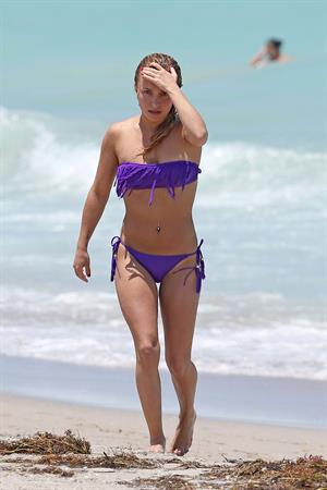Hayden Panettiere 53Bikini candis at Miami Beach 12.05.13 