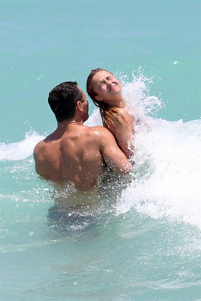 Hayden Panettiere 53Bikini candis at Miami Beach 12.05.13 