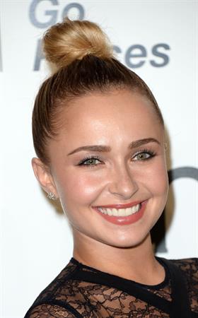 Hayden Panettiere 23rd annual Environmental Media Awards - Burbank - October 19, 2013 