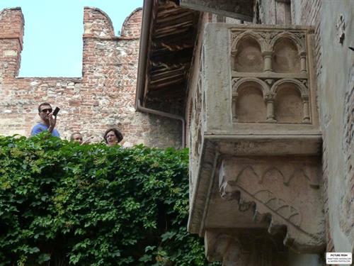 Hayden Panettiere & Wladimir Klitschko checking out the sights in Verona, Italy on June 6, 2013