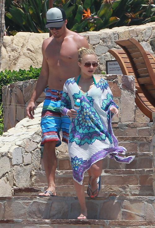 Hayden Panettiere Bikini In Cabo San Lucas July 3rd 2012