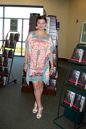 Heather Tom - Attends the book signing of 'The Young And The Restless Life Of William J. Bell' (July 8, 2012)