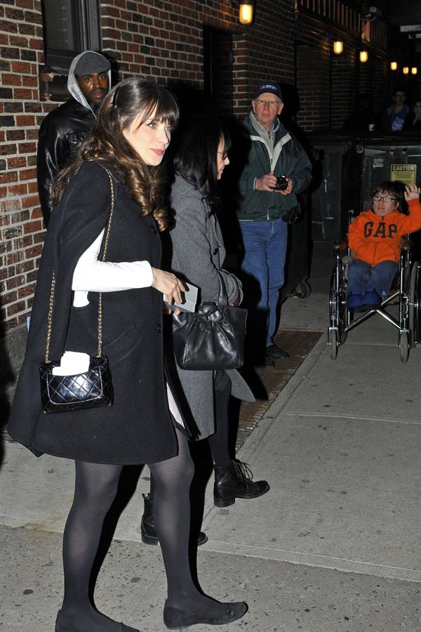 Zooey Deschanel Stops by Late Show with David Letterman in New York (November 15, 2012) 