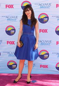 Zooey Deschanel - 2012 Teen Choice Awards in Universal City (July 22, 2012)