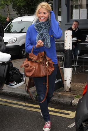Holly Willoughby at Celeb Juice - August 29, 2012