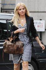 Holly Willoughby - Ivy Restaurant, London - July 18, 2012
