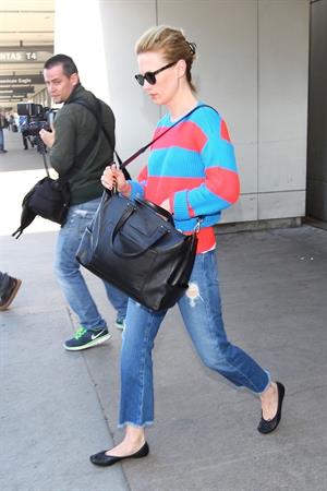 January Jones - Los Angeles International Airport (07.05.2013) 