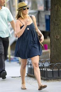 Jennifer Aniston On the set of 'Sqirrels to the Nuts' in NYC 16.07.13 