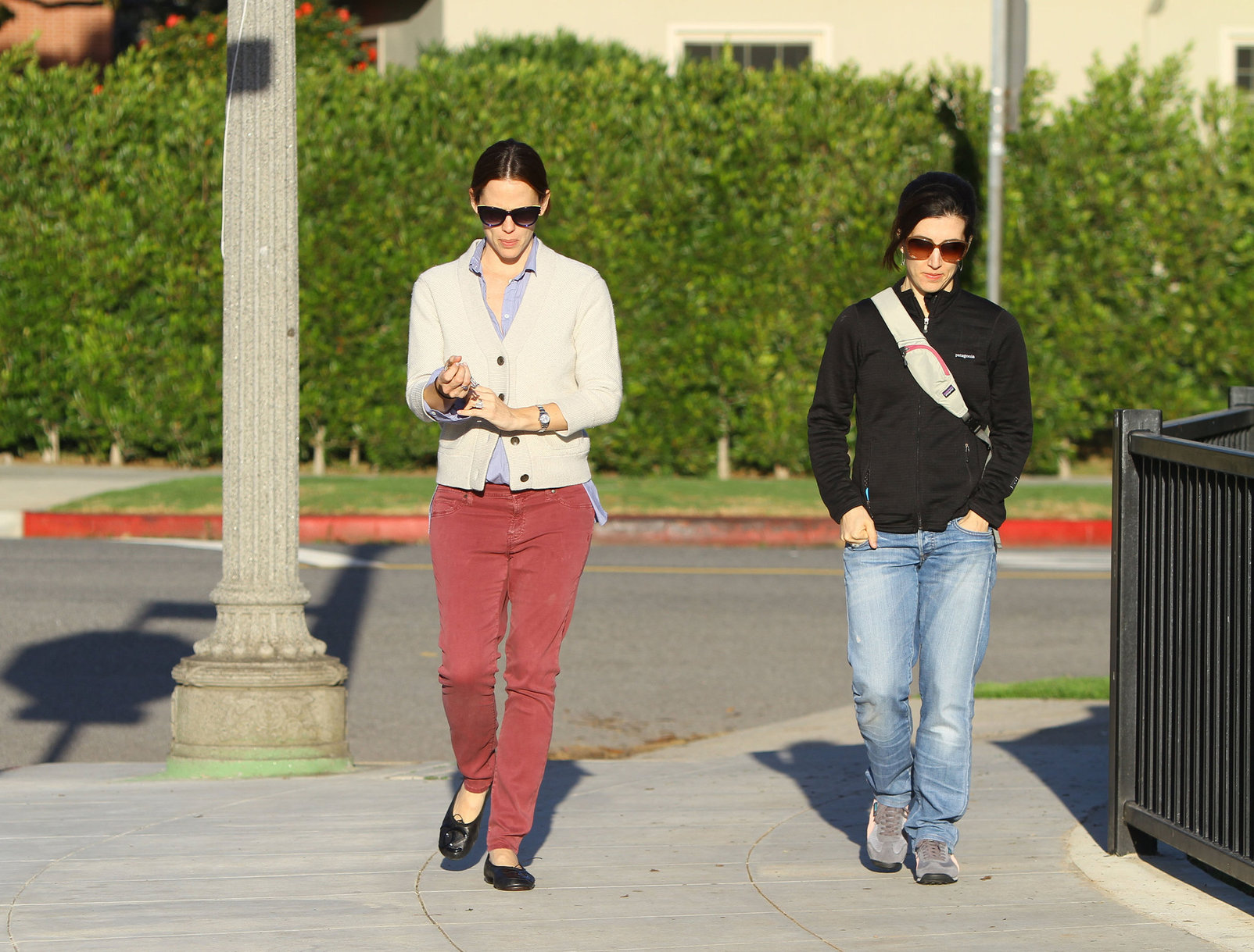 Jennifer Garner - Spotted in Los Angeles on January 30, 2013