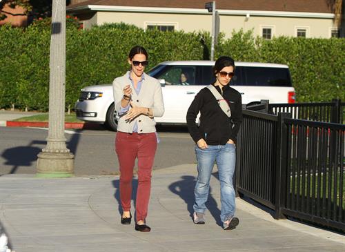 Jennifer Garner - Spotted in Los Angeles on January 30, 2013