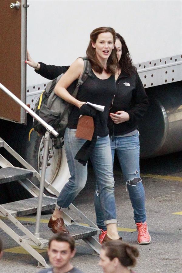 Jennifer Garner Filming 'Dallas Buyers Club' in New Orleans (November 15, 2012) 