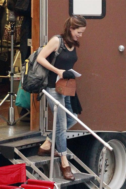 Jennifer Garner Filming 'Dallas Buyers Club' in New Orleans (November 15, 2012) 
