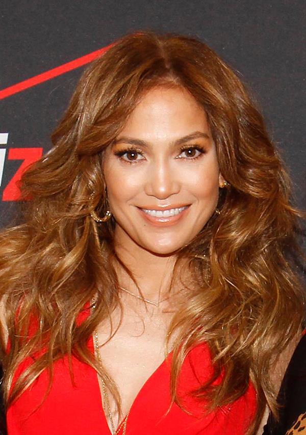 Jennifer Lopez Verizon Wireless meet Jennifer Lopez Flyaway Contest in Santa Monica on January 26, 2013