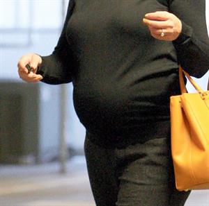 Jennifer Love Hewitt spotted out and about in Beverly Hills October 1, 2013 