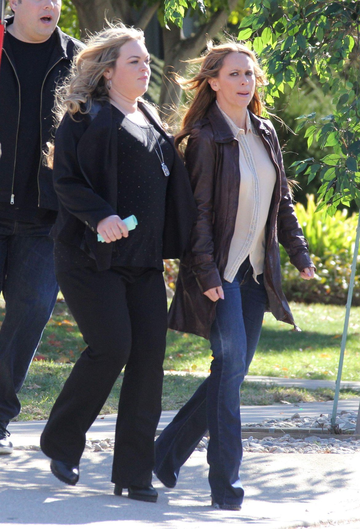 Jennifer Love Hewitt Pictures Jennifer Love Hewitt filming The Client List and really getting into character in between takes. January 10, 2013