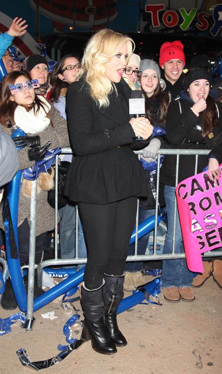 Jenny McCarthy New Year's Eve 2013 at Times Square in NYC 12/31/12 