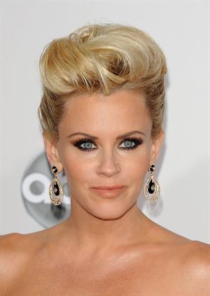 Jenny McCarthy American Music Awards (November 18, 2012) 