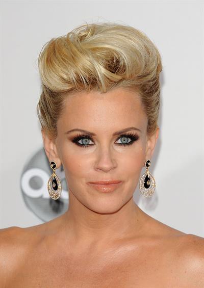 Jenny McCarthy American Music Awards (November 18, 2012) 