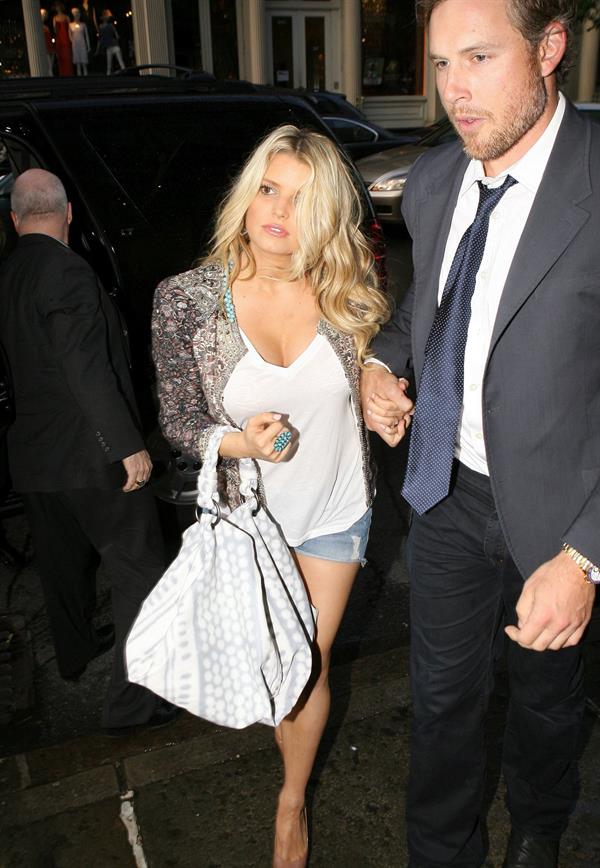 Jessica Simpson out with boyfriend in New York on May 21, 2011 