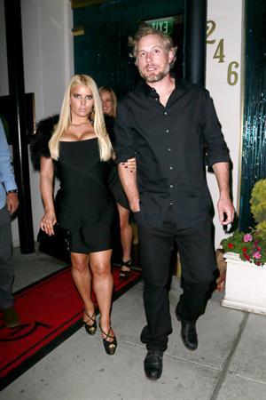 Jessica Simpson – Mastros Steakhouse candids LA 10/31/13  