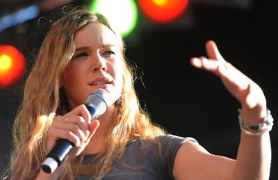 Joss Stone - Alexanderplatz in Berlin - August 27, 2012