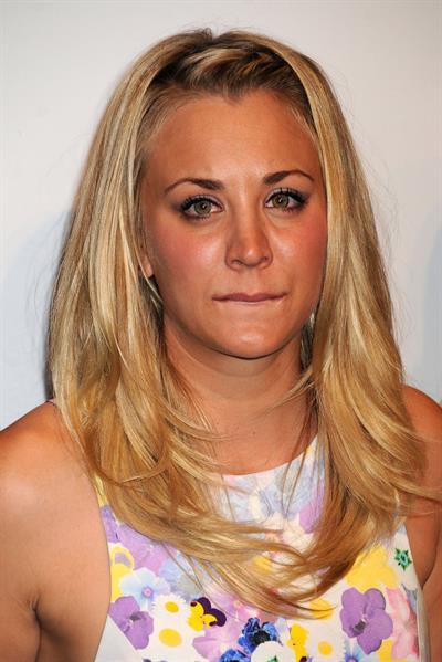 Kaley Cuoco People's Choice Awards 2013 Nomination Announcements (November 15, 2012) 