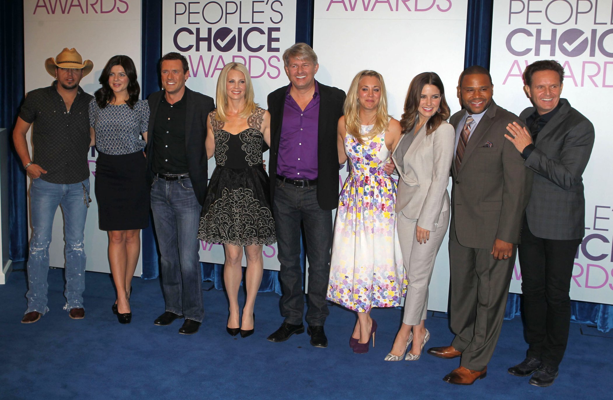 Kaley Cuoco People's Choice Awards 2013 Nomination Announcements (November 15, 2012) 