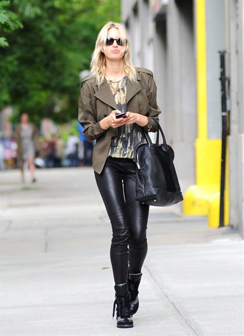 Karolina Kurkova - NYC - Jun 4, 2012