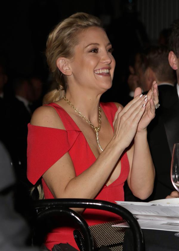 Kate Hudson amfAR's Inspiration Gala in Hollywood 10/11/12 
