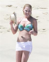 Katherine Heigl On vacation in Los Cabos, Mexico - April 7, 2013 