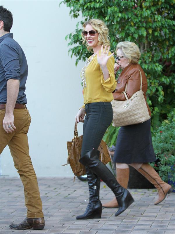Katherine Heigl got lunch with her mom and Josh Kelly to celebrate her birthday, in Beverly Hills November 24, 2012 