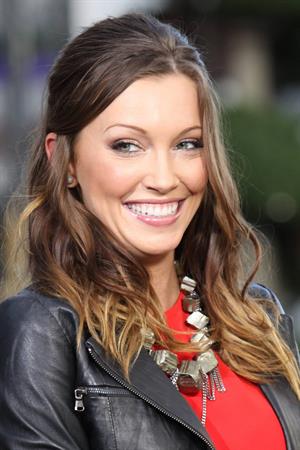 Katie Cassidy Visits  Extra  at The Grove in Los Angeles (November 13, 2012) 