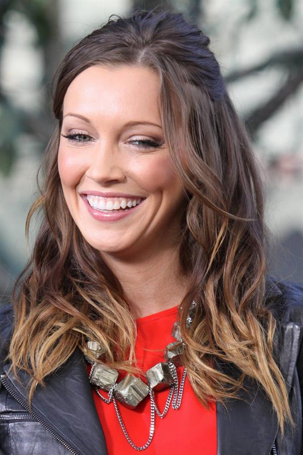Katie Cassidy Visits  Extra  at The Grove in Los Angeles (November 13, 2012) 
