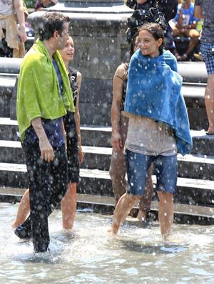Katie Holmes Pictures Katie Holmes Films  Mania Days  in Washington Square Park (May 21, 2013)
