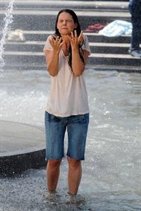 Katie Holmes Films  Mania Days  in Washington Square Park (May 21, 2013) 