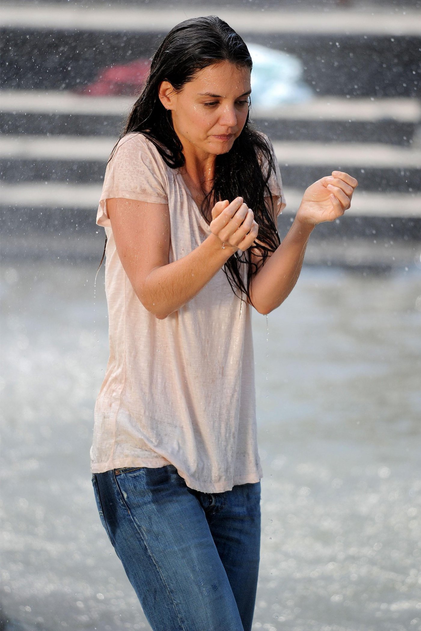 Katie Holmes Films  Mania Days  in Washington Square Park (May 21, 2013) 
