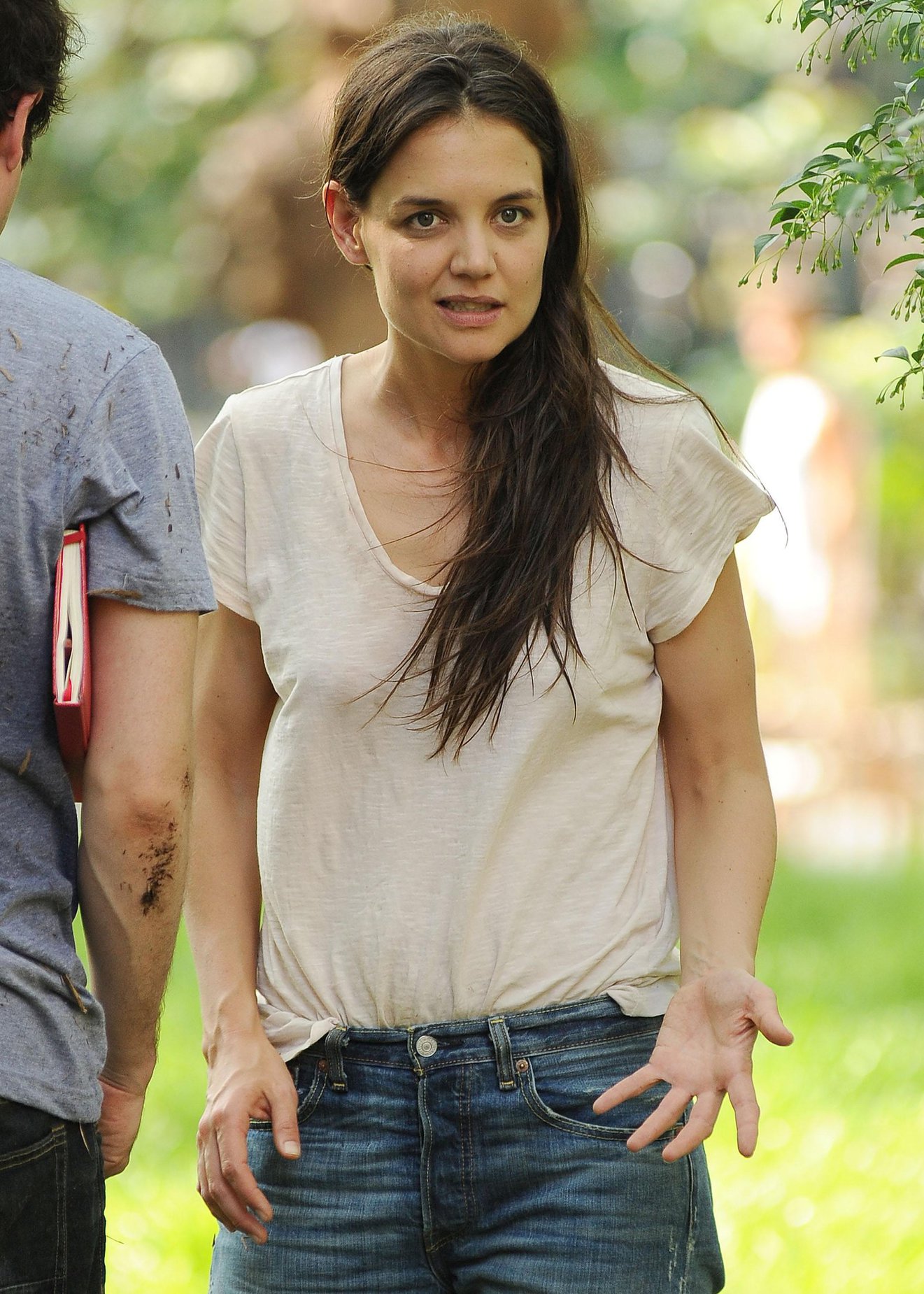 Katie Holmes Films  Mania Days  in Washington Square Park (May 21, 2013) 