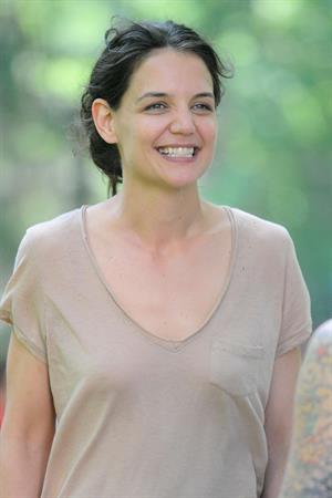 Katie Holmes Pictures Katie Holmes Films  Mania Days  in Washington Square Park (May 21, 2013)