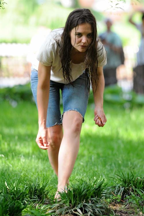Katie Holmes Films  Mania Days  in Washington Square Park (May 21, 2013) 