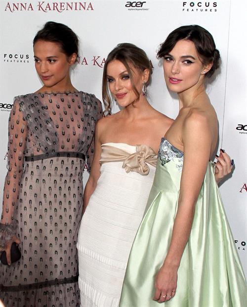 Keira Knightley 'Anna Karenina' premiere in Los Angeles 11/14/12 