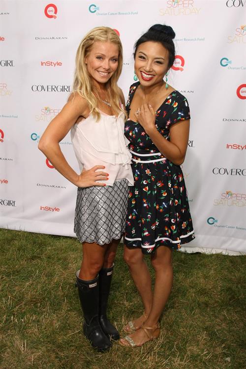 Kelly Ripa - OCRF's 15th annual Super Saturday -- Water Mill, Jul. 28, 2012
