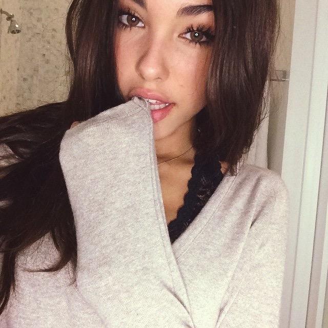 Madison Beer taking a selfie