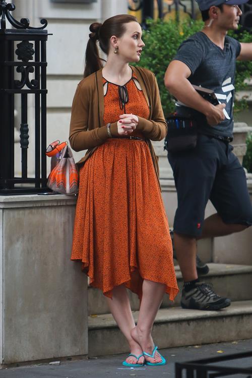 Leighton Meester Pictures Leighton Meester - On the set of Gossip Girl in New York - August 17, 2012