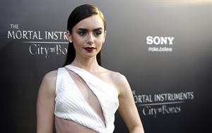 Lily Collins The Mortal Instruments City Of Bones Premiere LA 8/12/2013 
