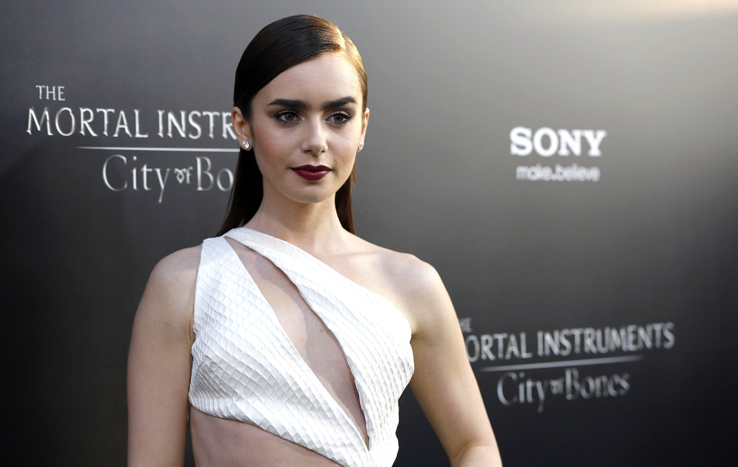 Lily Collins The Mortal Instruments City Of Bones Premiere LA 8/12/2013 