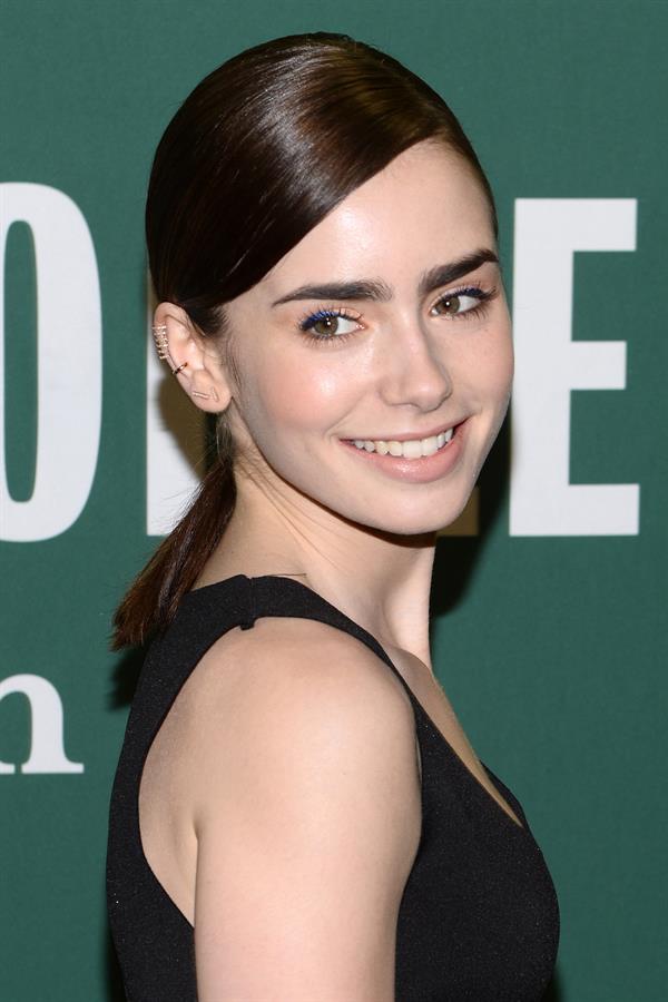 Lily Collins Seventeen Magazine September Cover Issue Celebration - New York, Aug. 6, 2013 